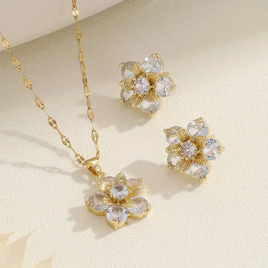 Elegant Flower Shape Inlaid White Zircon Earrings & Necklace Jewelry Set in Luxurious 18K Gold *** limited edition ***